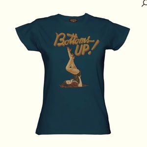 CockPit USA T-shirt. Navy Women’s Med. NWT from Manhattan, NYC